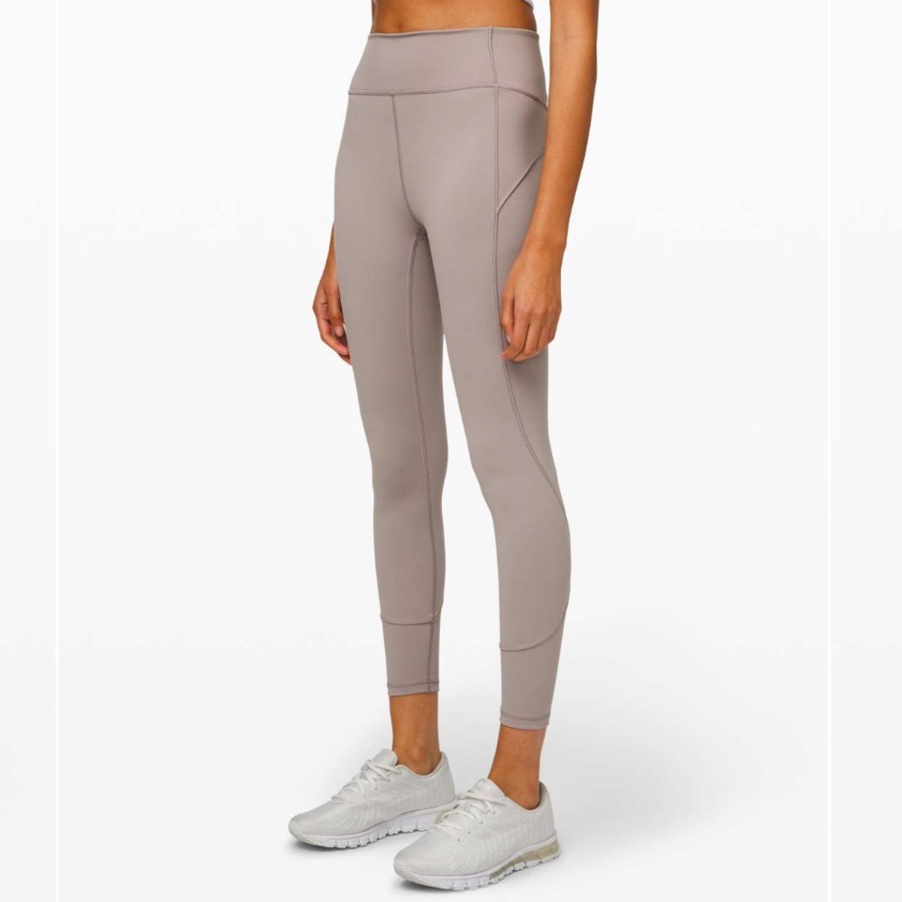 Lululemon In Movement Tight 25" *Everlux